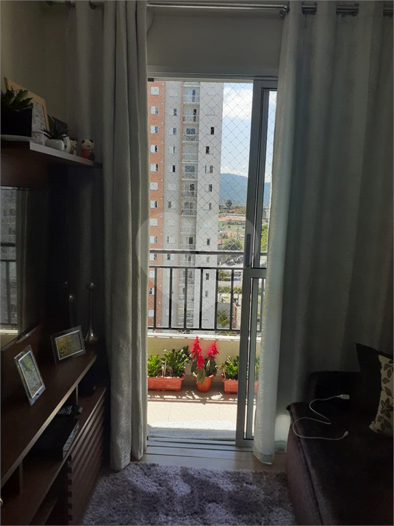 Apartamento à venda com 2 quartos, 48m² - Foto 2