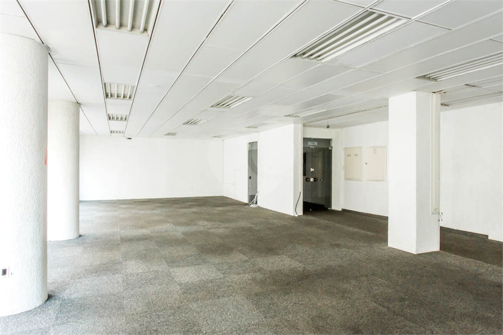 LAJES CORPORATIVAS em CENTRO