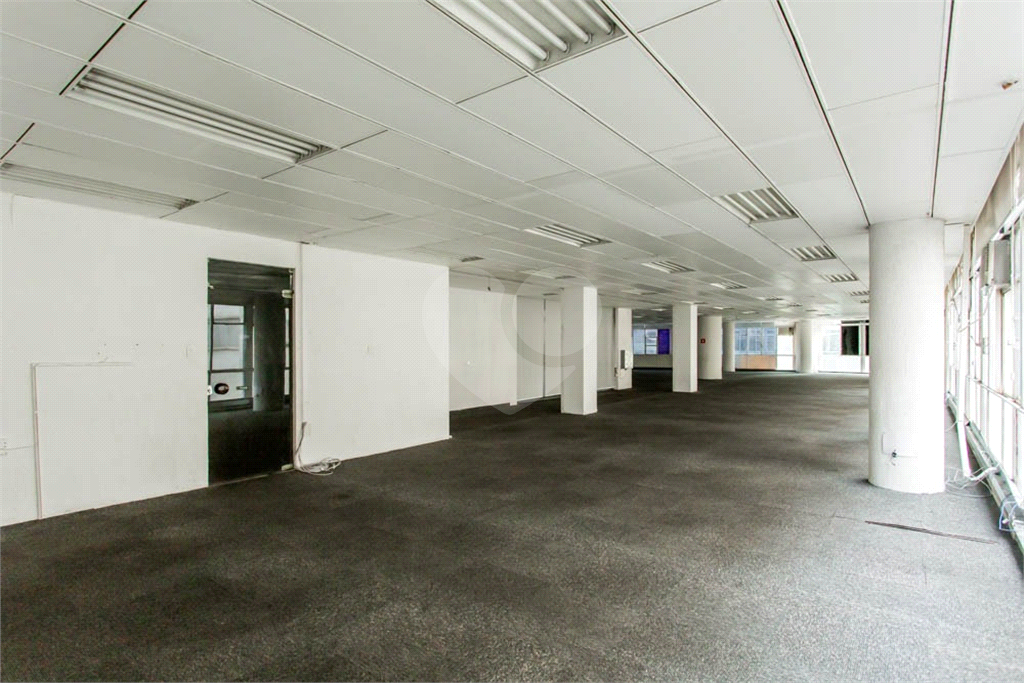 LAJES CORPORATIVAS em CENTRO