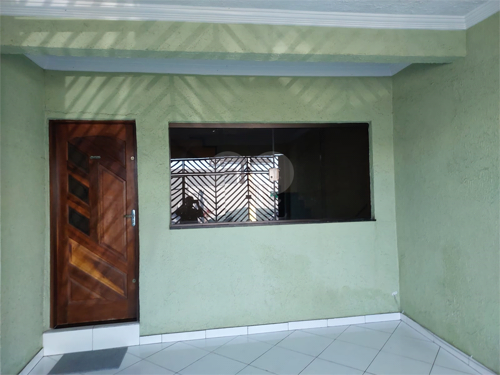 Sobrado à venda e locação com 100m² e 2 dormitórios, localizado no bairr Jardim Santa Mena, Guarulho