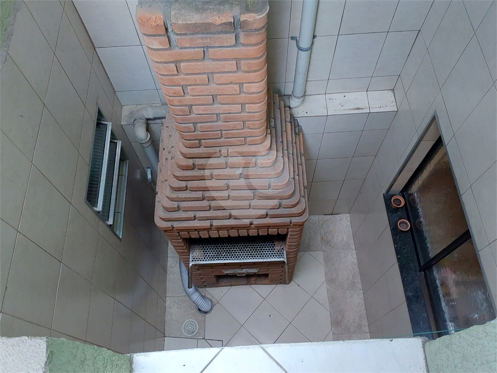 Sobrado à venda e locação com 100m² e 2 dormitórios, localizado no bairr Jardim Santa Mena, Guarulho