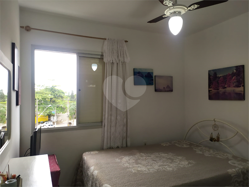 Apartamento na Praia da Enseada para locação totalmente mobiliado com 02 dorm 02 vagas 