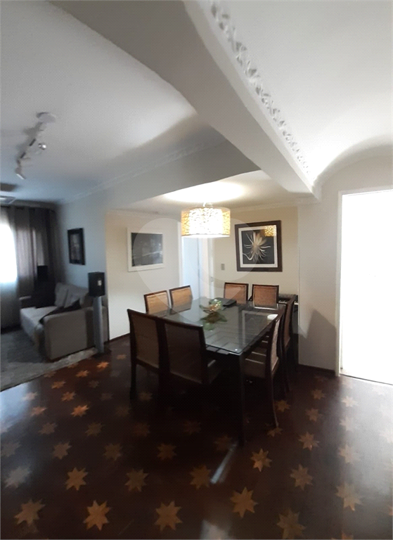 APARTAMENTO em PENHA