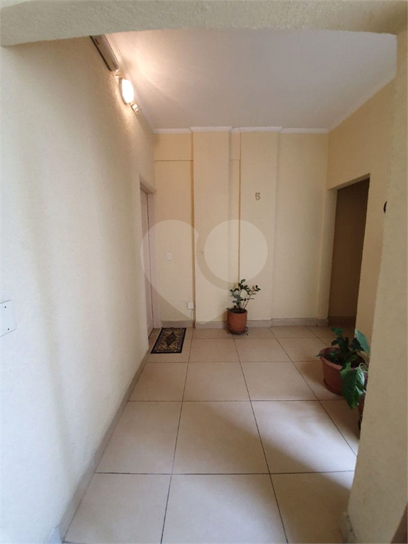 APARTAMENTO em BARRA FUNDA