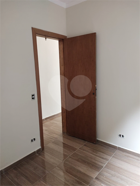 Casa à venda com 2 quartos, 60m² - Foto 30