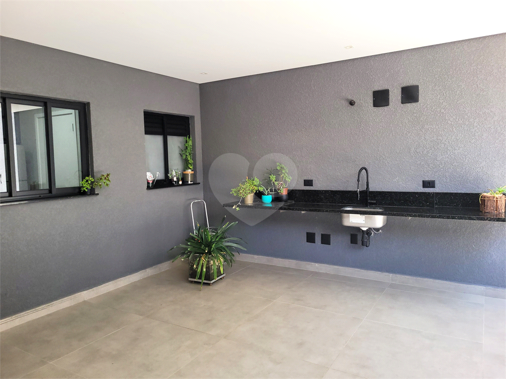 Sobrado a venda na Vila Clementino com 180m² de área útil - 3 quartos sendo 1 suite