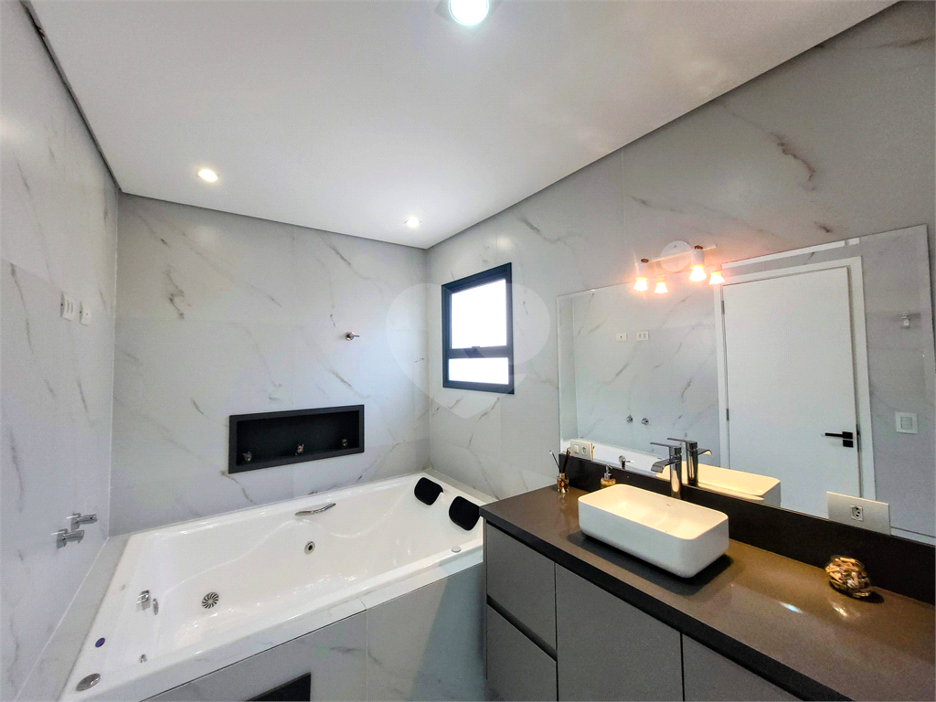 Sobrado a venda na Vila Clementino com 180m² de área útil - 3 quartos sendo 1 suite
