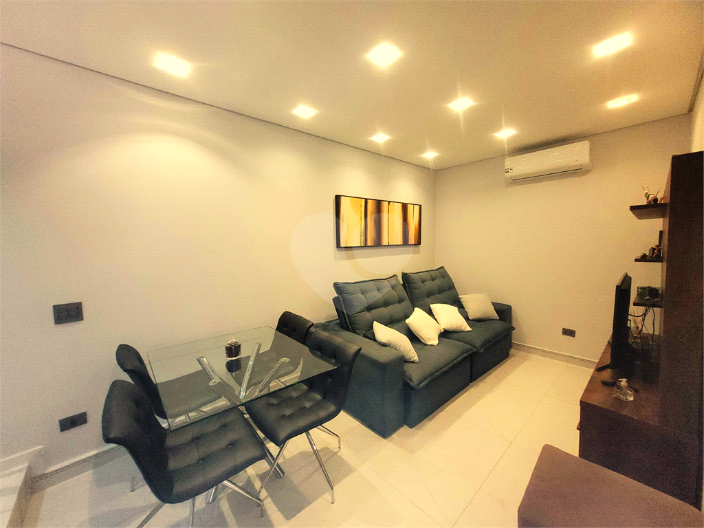 Sobrado a venda na Vila Clementino com 180m² de área útil - 3 quartos sendo 1 suite