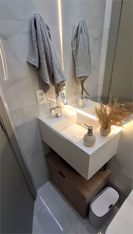 APARTAMENTO em SANTANA