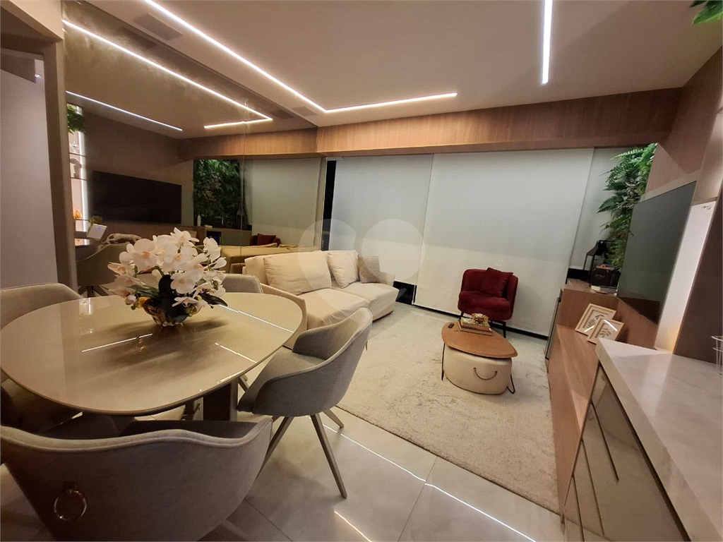 APARTAMENTO em SANTANA