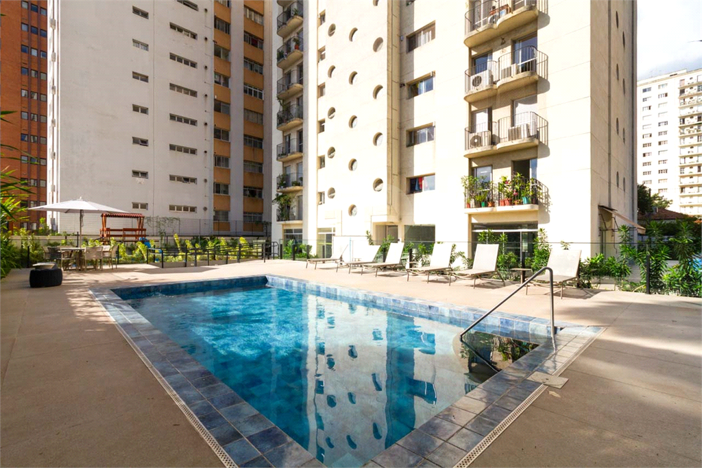 Apartamento para locação com vista aberta para o Parque do Ibirapuera.