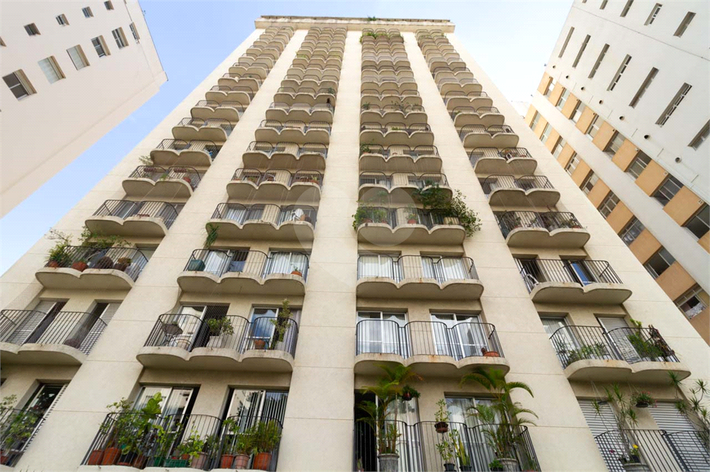 Apartamento para locação com vista aberta para o Parque do Ibirapuera.