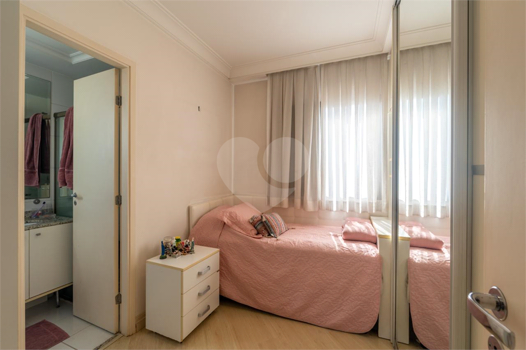 APARTAMENTO COM 3 SUÍTES E 3 VAGAS
