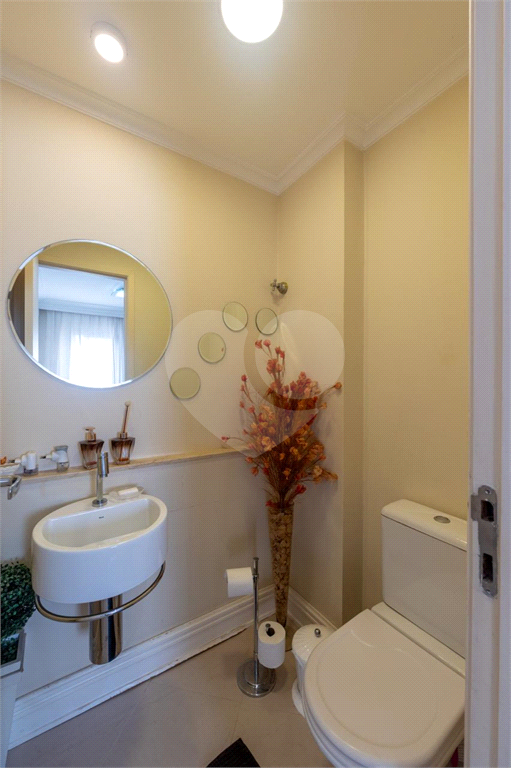 APARTAMENTO COM 3 SUÍTES E 3 VAGAS