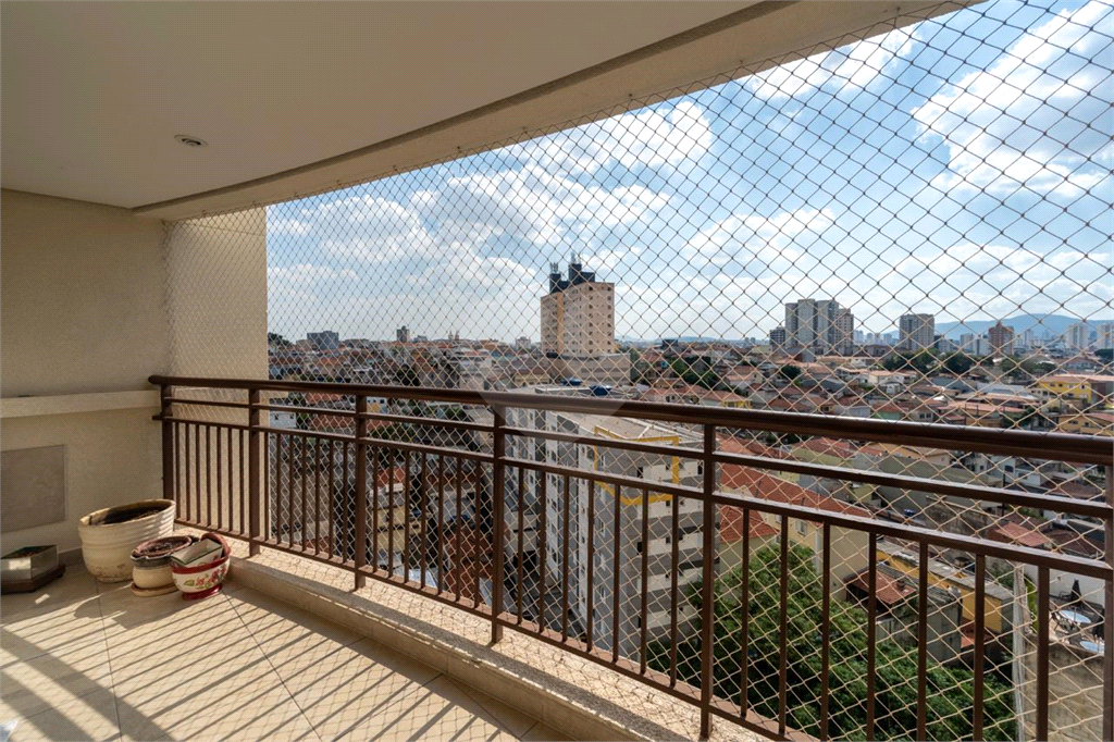 APARTAMENTO COM 3 SUÍTES E 3 VAGAS