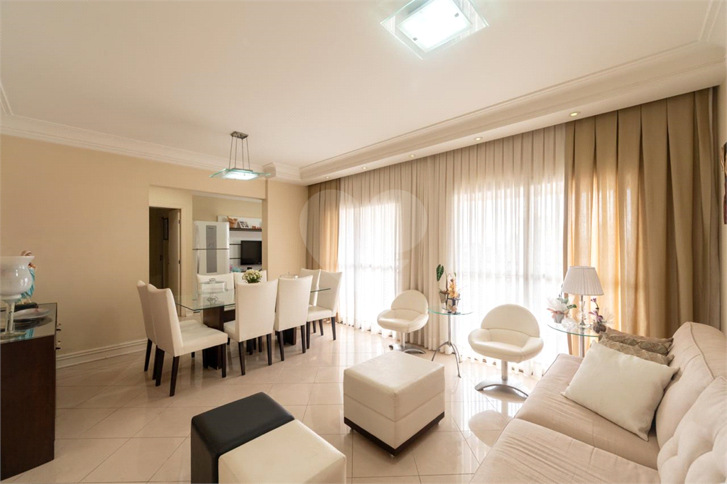 APARTAMENTO COM 3 SUÍTES E 3 VAGAS