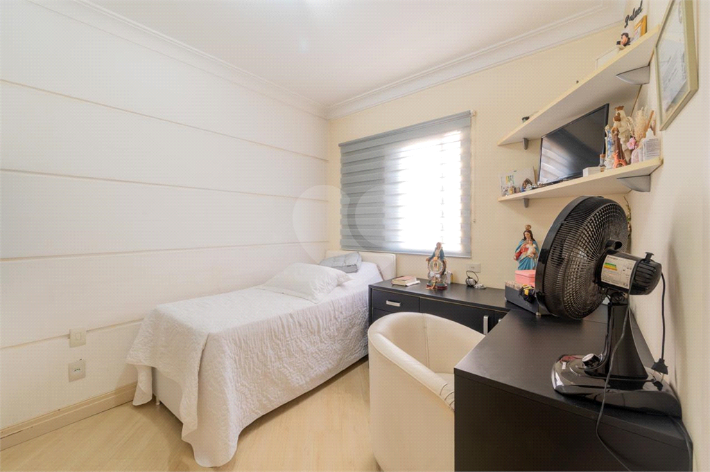 APARTAMENTO COM 3 SUÍTES E 3 VAGAS