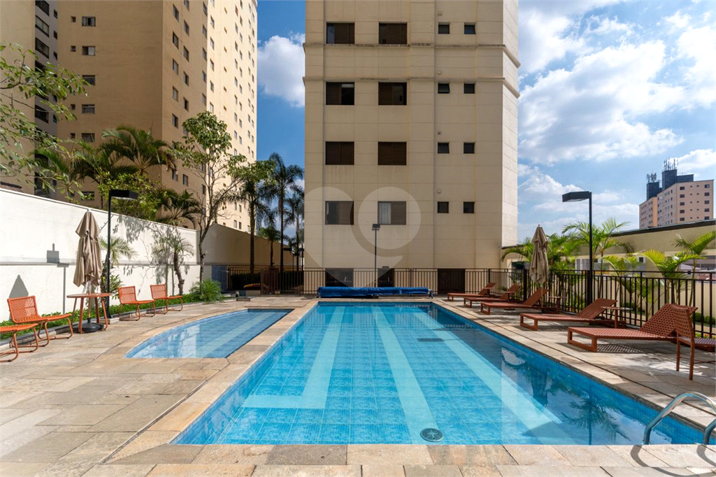 APARTAMENTO COM 3 SUÍTES E 3 VAGAS