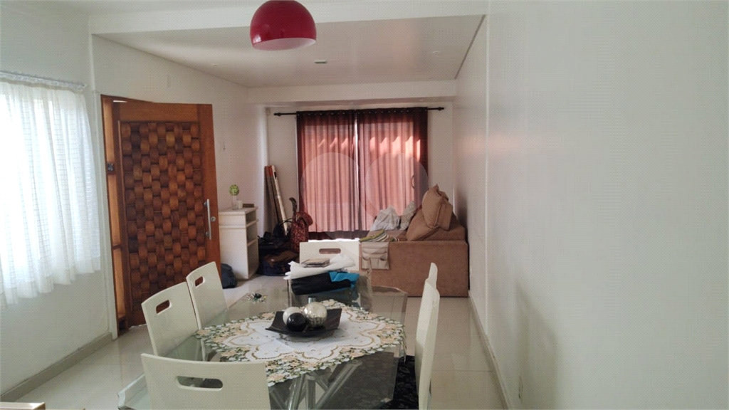SOBRADO em PEDREIRA