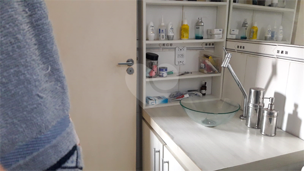 APARTAMENTO em VILA PRUDENTE
