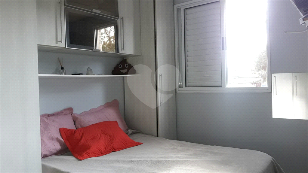 APARTAMENTO em VILA PRUDENTE