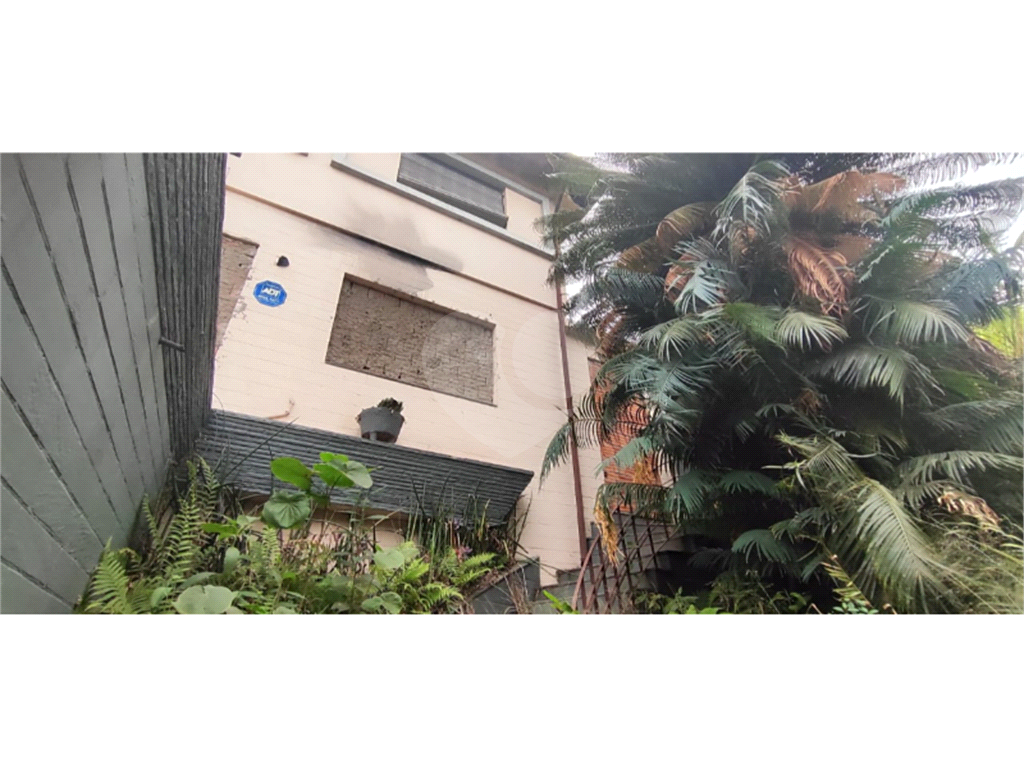 Sobrado com 287 m2 com 3 quartos e 2 vagas no Tremembé - São Paulo/SP
