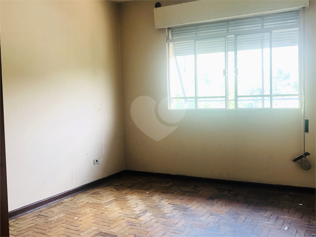 Sobrado com 287 m2 com 3 quartos e 2 vagas no Tremembé - São Paulo/SP