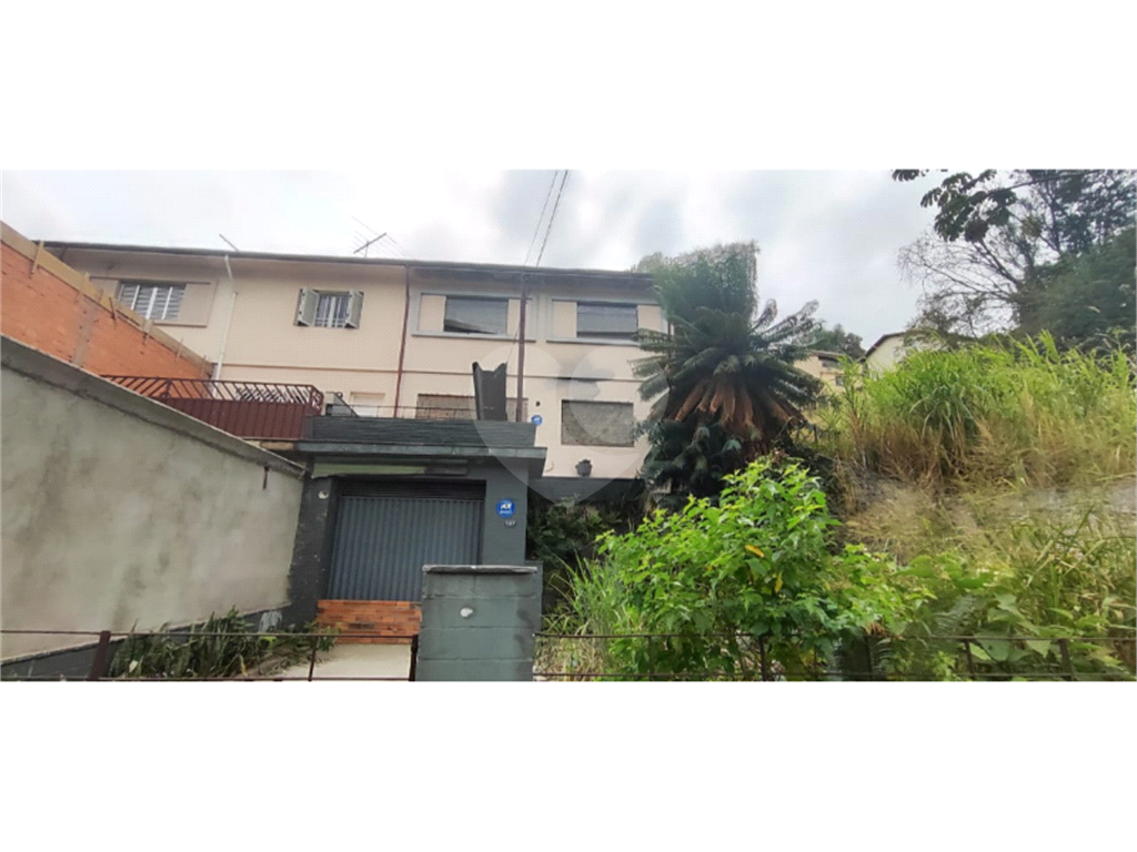 Sobrado com 287 m2 com 3 quartos e 2 vagas no Tremembé - São Paulo/SP