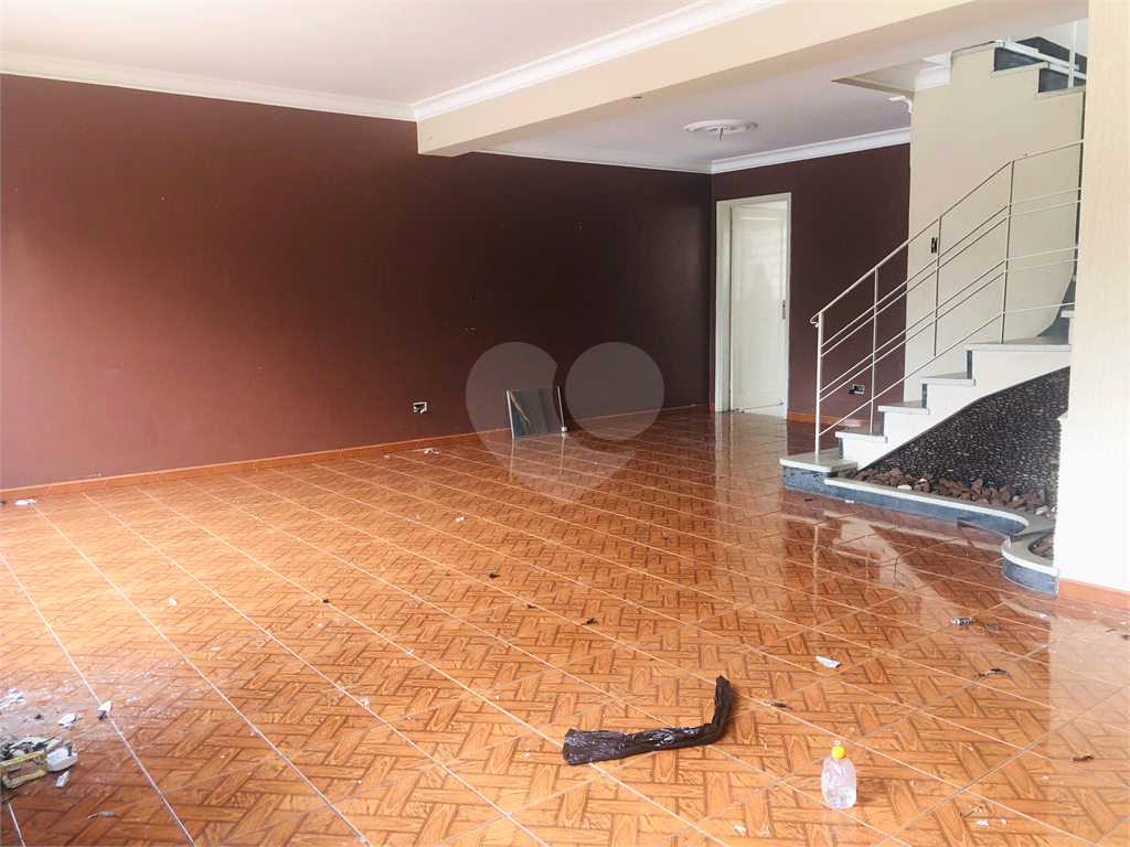 Sobrado com 287 m2 com 3 quartos e 2 vagas no Tremembé - São Paulo/SP