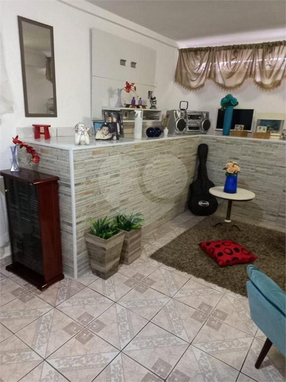 Sobrado à venda com 3 quartos, 180m² - Foto 3