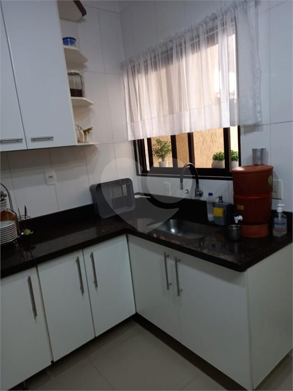 Sobrado à venda com 3 quartos, 180m² - Foto 32