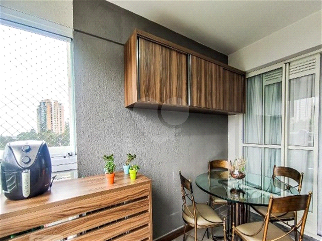 APARTAMENTO em VILA ANDRADE