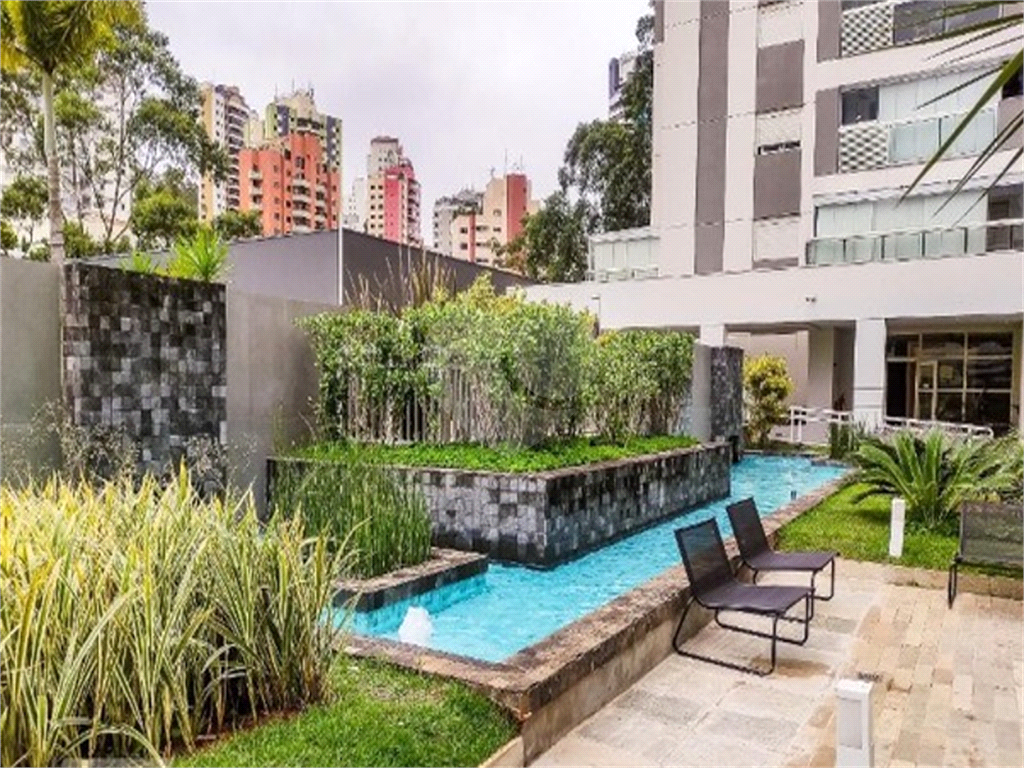 APARTAMENTO em VILA ANDRADE