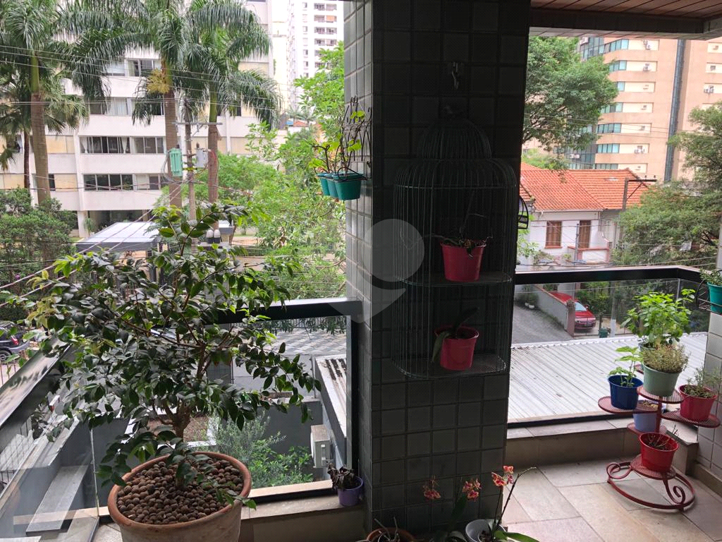 APARTAMENTO em JARDIM AMÉRICA