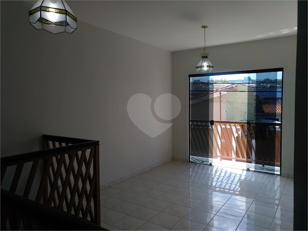 Sobrado à venda com 4 quartos, 186m² - Foto 4