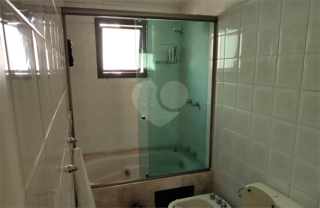 APARTAMENTO em MORUMBI