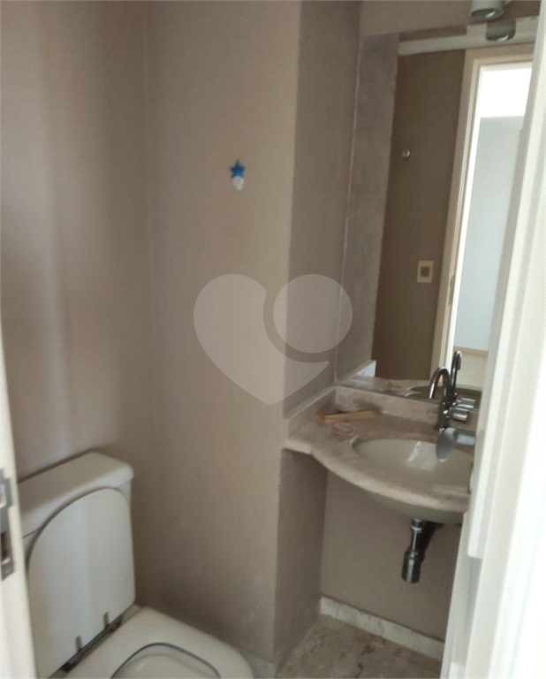 APARTAMENTO em MORUMBI