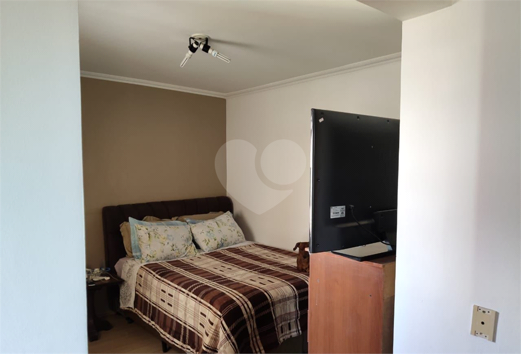 APARTAMENTO em MORUMBI