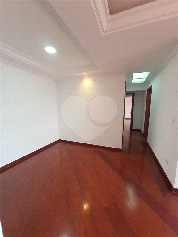 APARTAMENTO em SANTANA