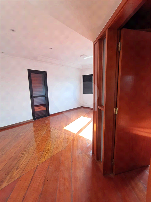 APARTAMENTO em SANTANA