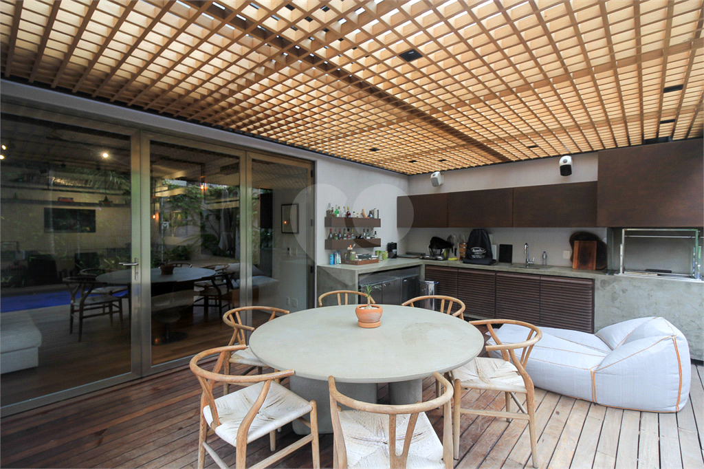 APARTAMENTO DUPLEX À VENDA TIPO GARDEN NA VILA MADALENA.