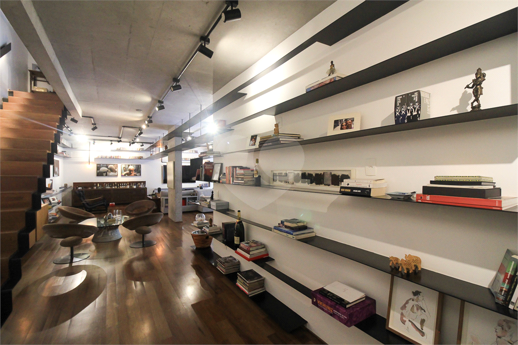APARTAMENTO DUPLEX À VENDA TIPO GARDEN NA VILA MADALENA.