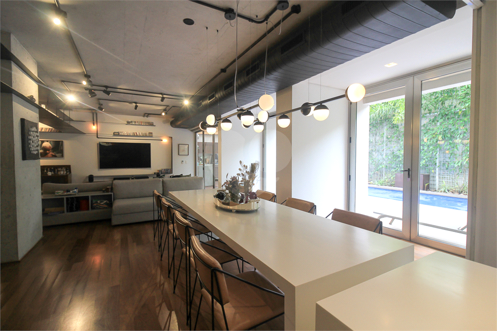 APARTAMENTO DUPLEX À VENDA TIPO GARDEN NA VILA MADALENA.