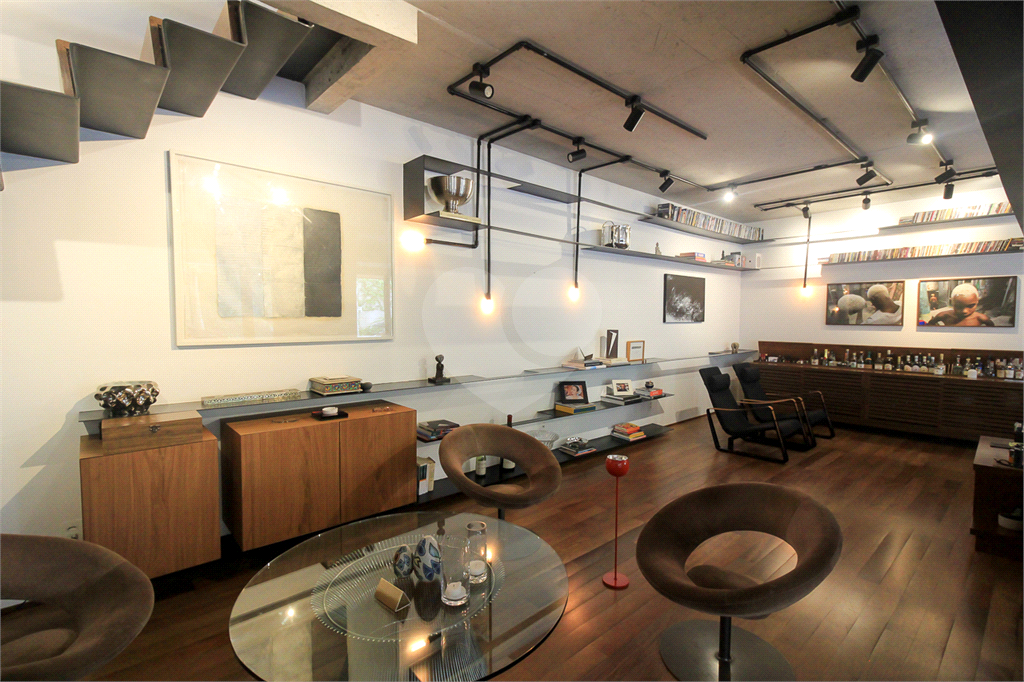 APARTAMENTO DUPLEX À VENDA TIPO GARDEN NA VILA MADALENA.