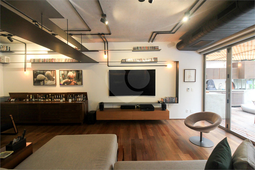 APARTAMENTO DUPLEX À VENDA TIPO GARDEN NA VILA MADALENA.