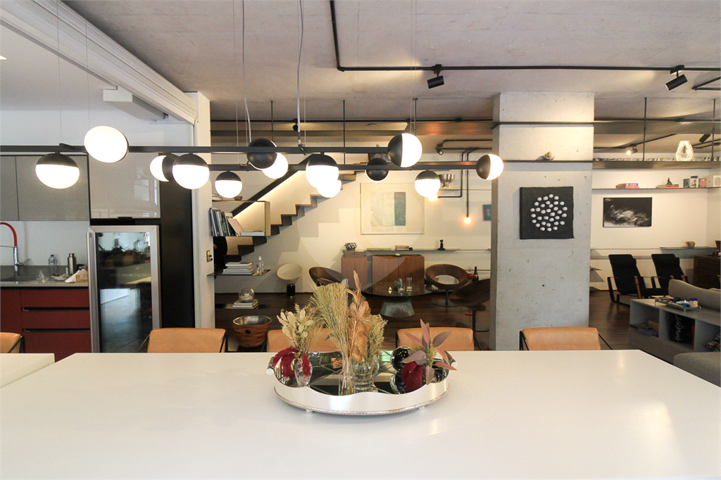 APARTAMENTO DUPLEX À VENDA TIPO GARDEN NA VILA MADALENA.