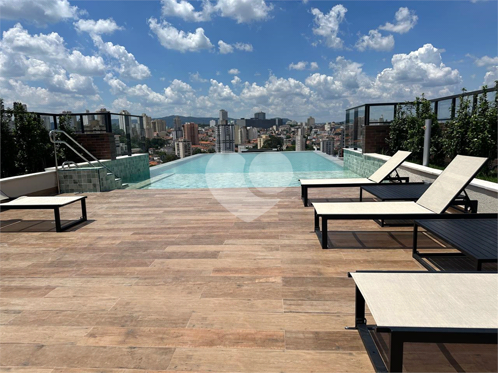 Apto de 43,1 mts² com 2 dorm, 1 sala, Varanda, Coz. e Área de Sv. e 1 Vaga 100 mts à pé Mt Pda Ingle