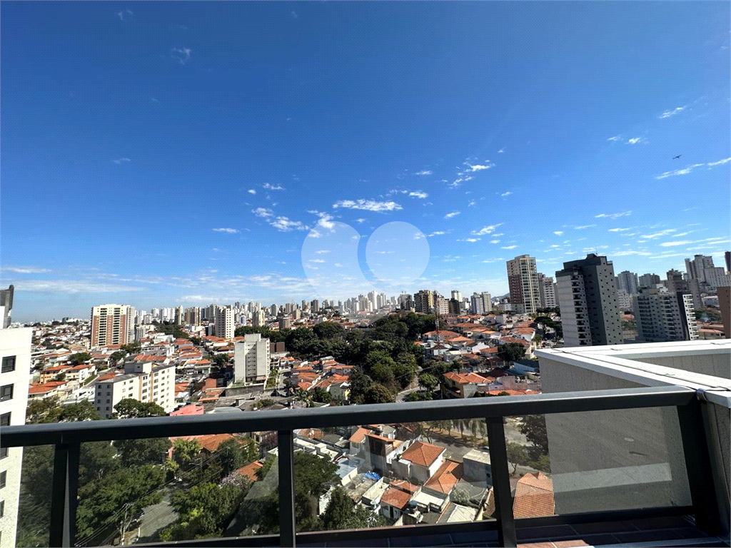 Apto de 43,1 mts² com 2 dorm, 1 sala, Varanda, Coz. e Área de Sv. e 1 Vaga 100 mts à pé Mt Pda Ingle
