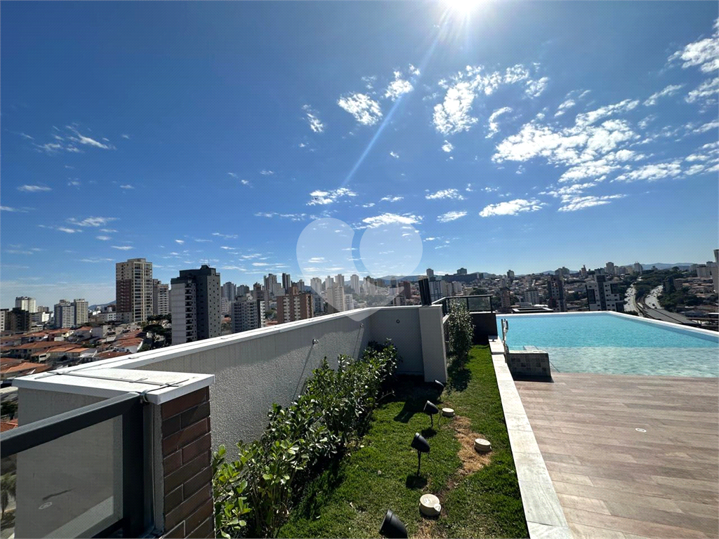 Apto de 43,1 mts² com 2 dorm, 1 sala, Varanda, Coz. e Área de Sv. e 1 Vaga 100 mts à pé Mt Pda Ingle