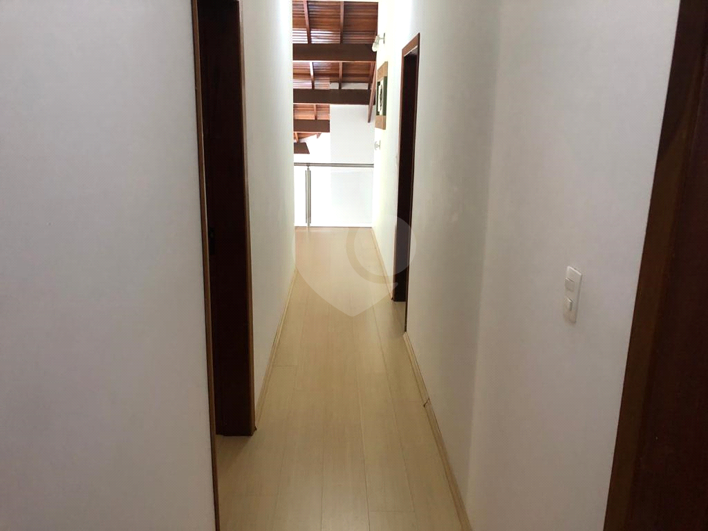 Casa à venda com 3 quartos, 288m² - Foto 8